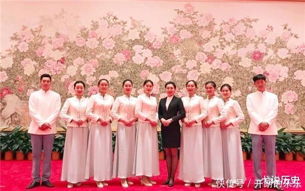 玉抱肚·赠赵今燕|“国宴级”服务员姚碧参加过3次过国宴服务,一般宴会请不动她