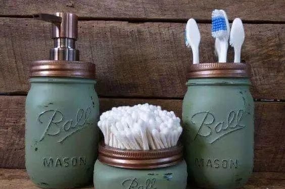 没想到老干妈瓶子能做成这个,后悔扔了那么多……