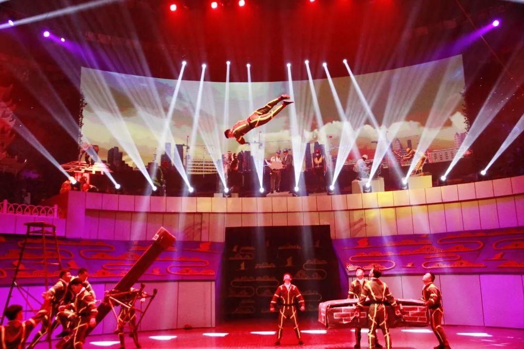 英雄之城|国内首部，后天在汉温暖上演