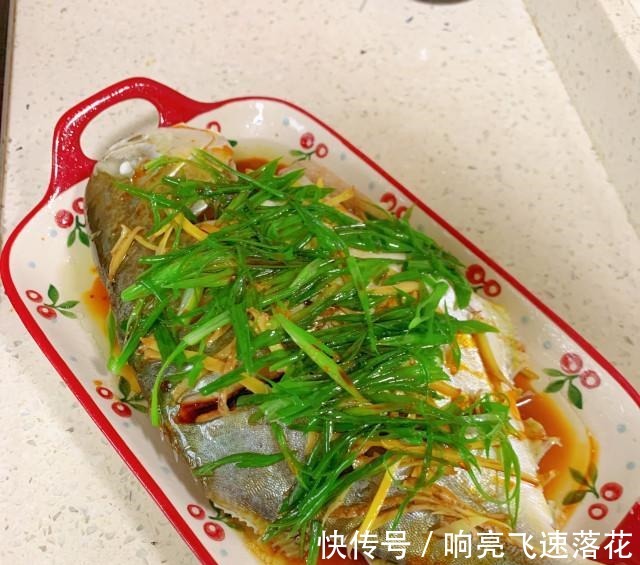 清蒸仓|清蒸仓鱼,肉质鲜甜,很适合小孩子吃哦!清蒸仓鱼,肉质鲜甜,很适合小孩子吃哦!