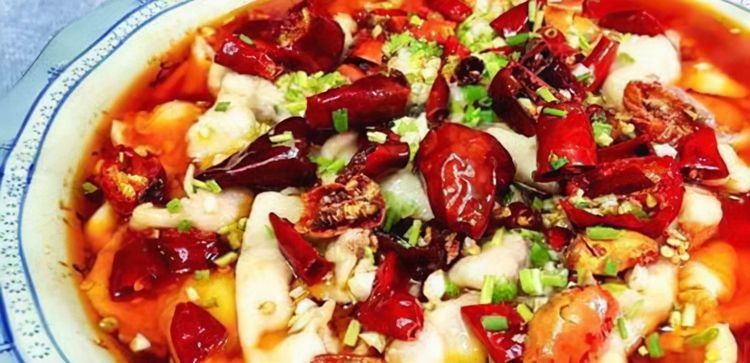 味道鲜美可口的家常美食，色香味俱全，简简单单很下饭