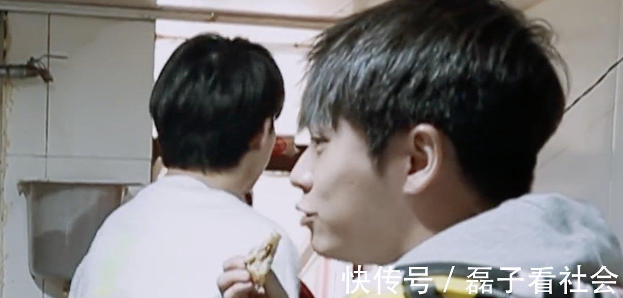 沈月|王俊凯和易烊千玺强势出镜《亲爱的客栈》,还登上热搜,真有面子