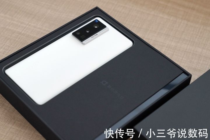 颜值担当|vivo X70 Pro：致美旗舰、颜值担当