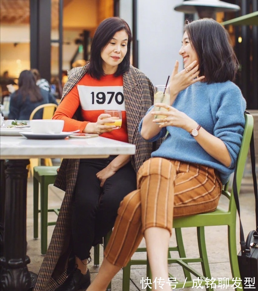 西装|这才是适合中年阿姨的穿搭,得体大方又不装嫩,优雅减龄又显气质