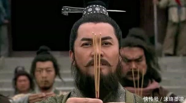 宋江$卢俊义不把武松放眼里,而这位好汉说了3句话,卢俊义直接跪拜他