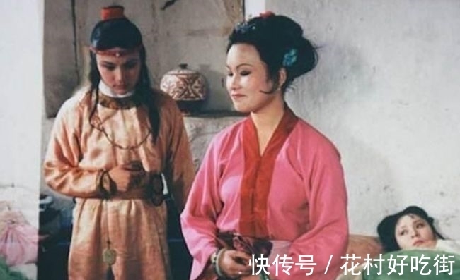 琏二爷|多姑娘对宝玉垂涎已久,为何轻易放过?通过四个字重新认识她