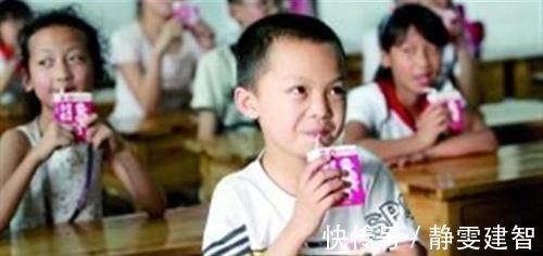 家长|劝告家长最伤孩子的4种早餐,家长别再喂了,尤其是第二种