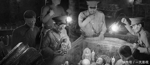 孙殿英|孙殿英算什么这个弹棉花的老人，在清东陵的地宫里走了一圈！