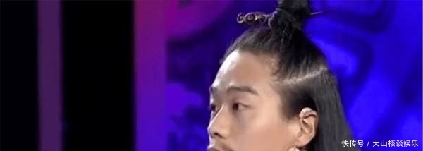 道士手捧“祖传宝刀”鉴宝, 专家 你这是假货, 道士开始仰天长笑