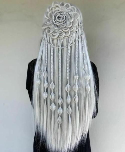 发型|21岁小伙编出漂亮的发型,脸:想要,发型:你不配