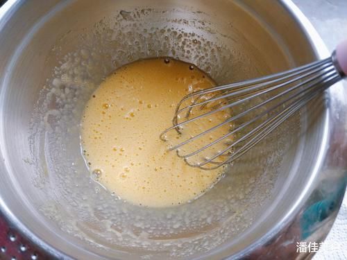  不难|一个巧克力布朗尼蛋糕居然要100块，其实不难，其实自己在家做蛋糕也很简单，真实惠