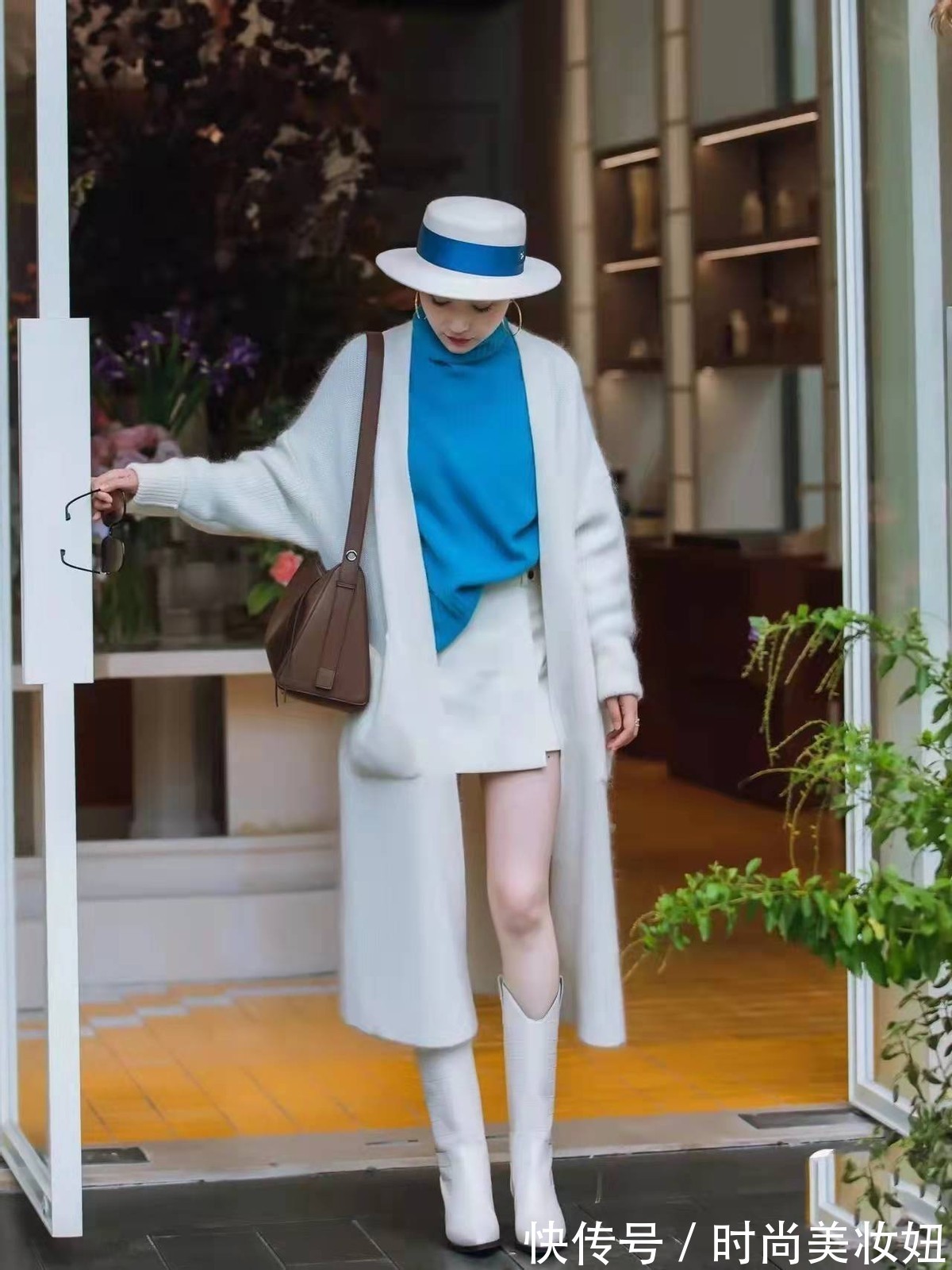 街拍 这是我见过“最温柔”的穿搭,显气质不说还优雅,照穿就对了