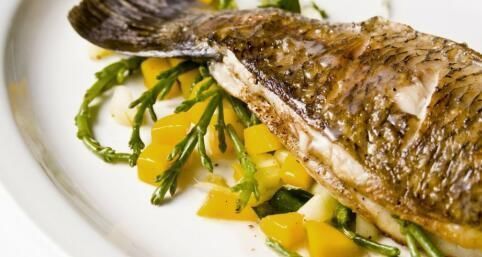 缺钙|表弟14岁身高1米8,从小就爱吃,钙是鸡蛋的20倍,轻松长高个