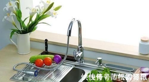水龙头|厨房装修万万别踩这四个坑,我家装错才来告诉你,真想拆了重新装