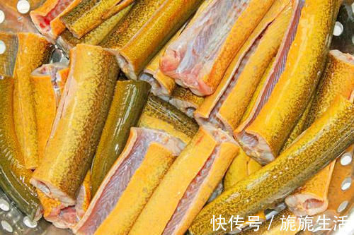 料酒|饭店炒黄鳝,需要焯水吗?大厨教你多加1步,口感香嫩没腥味