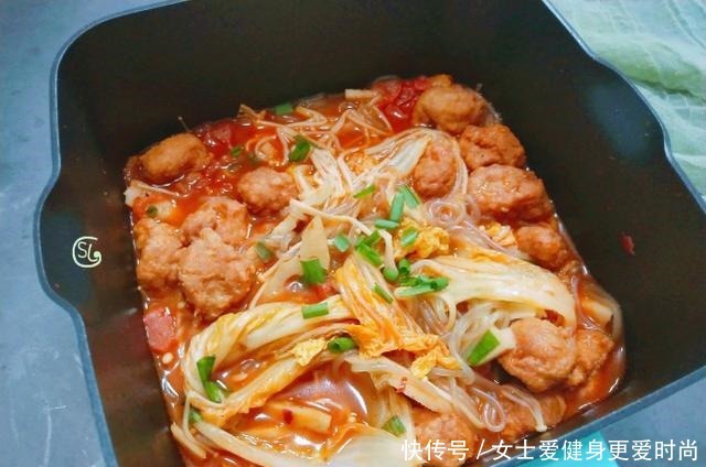 天冷,我家经常做这一锅炖,做法无难度,麻辣鲜香,好吃过瘾