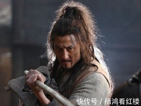 决策$水浒传宋江放高俅登船逃跑,林冲吐血,这段你看生气了吗?