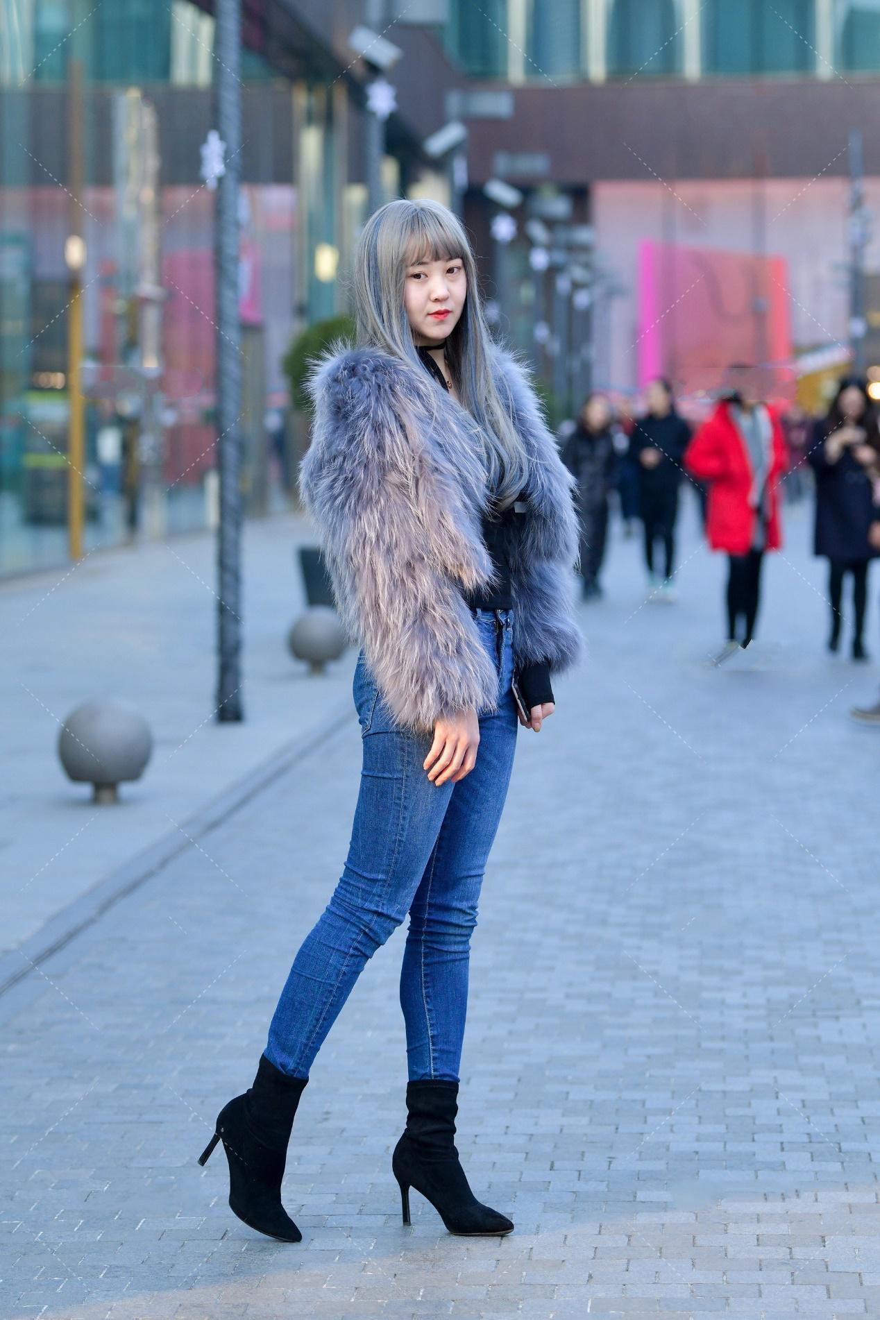 十足|天气逐渐转凉, 貂皮大衣该出场了, 穿上贵妇气息十足
