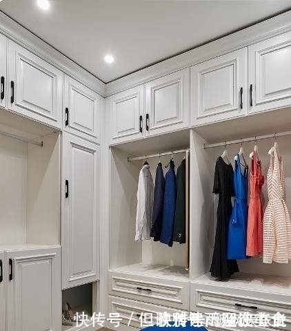 实用|家里只需留出3平米,做个超实用的衣帽间,没有女人不爱它