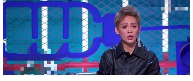 宁静节目罕翻车惹尴尬？批选手没经验，反被怼把没礼貌当耿直