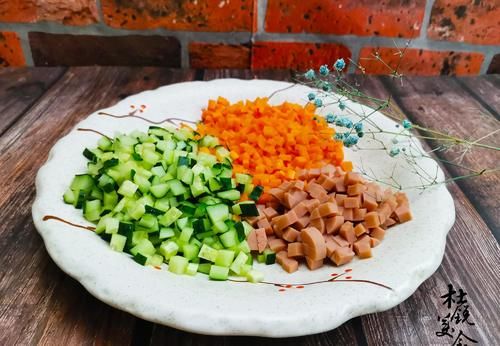 大忌|蛋炒饭,下锅直接炒是大忌,多加“1步”,米饭粒粒分明家人爱吃