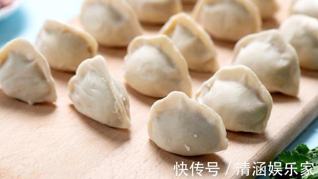 冰箱|饺子别直接放冰箱，饺子店老板教我一招，放半年吃着也像刚包的