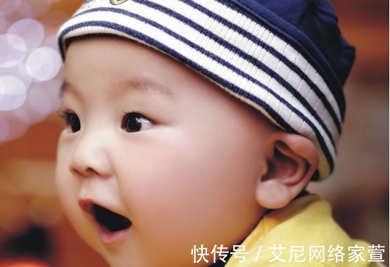 宝宝们|小宝宝喝完奶之后,为什么会吐出来呢?其实原因很简单