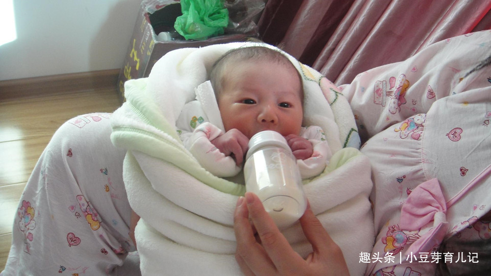 喂奶|宝宝吐奶并非无缘无故,以下四件事宝妈没做好,宝宝就很容易吐奶