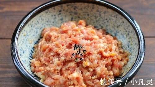 菜市场|此菜夏天才有,用来包饺子最香,鲜美又补钙,但很少有人吃过