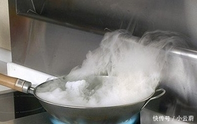 油烟机|炒菜的4个致癌坏习惯，家里掌勺的请花1分钟了解一下