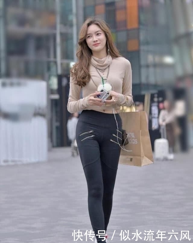 纤细身型如何穿衣服,紧身裤呈现你的美