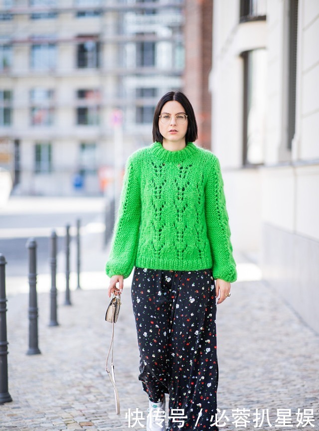 毛衣|冬季毛衣+半裙的8种搭配示范,演绎轻熟女人魅力,浪漫又优雅