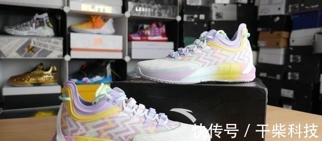 easter 这才是真正的国产之光!鞋面外底升级,连老外都忍不住狂吹的好鞋!