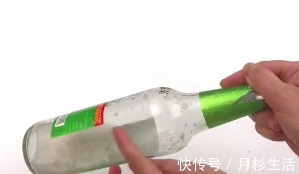 家家户户|夏天把啤酒插进下水道里，解决了家家户户的困扰，后悔现在才知道