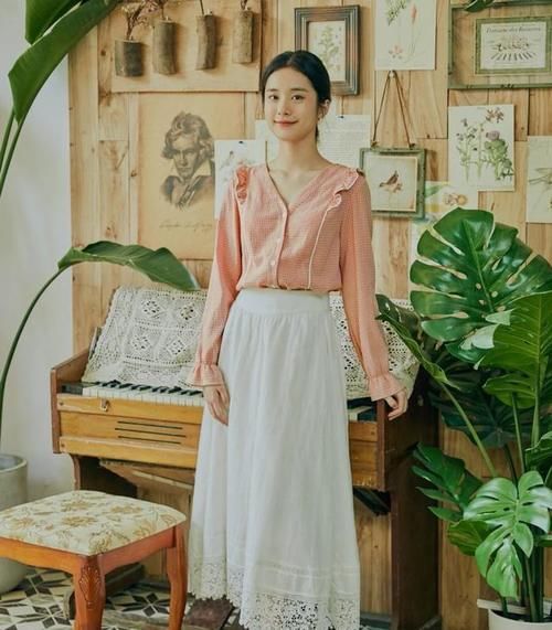 黄黑相间的衣服不要随便挑选，选择好颜色才是关键