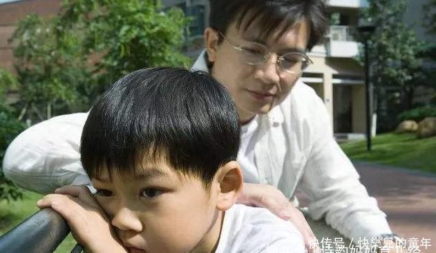 落泪|8岁女孩凌晨发高烧,嘴里念叨“语文书”坏了,宝妈打开后落泪