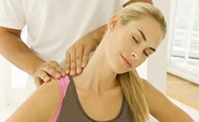 骨头|一转脖子就发出“咔嚓”声,说明什么问题,结果令你想不到