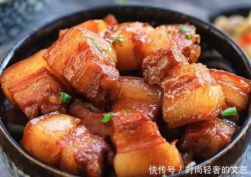 做红烧肉,切记不可放这味料,很多人总是放错,难怪肉质又干又柴