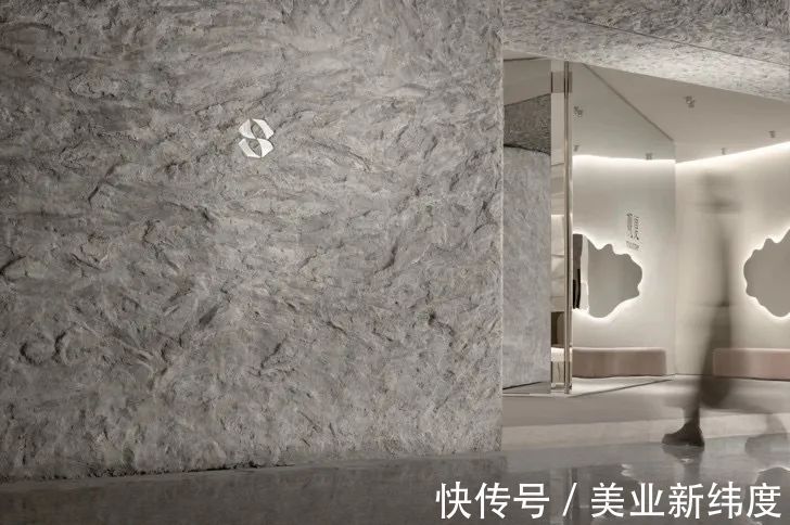 香水|怀旧IP、中国味儿：国产香氛品牌围剿嗅觉经济