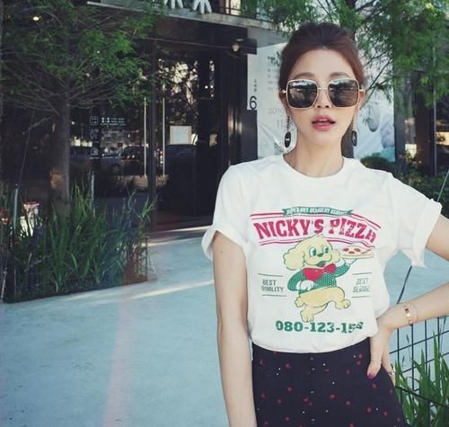 脸上有这5个特点的女人，千万别留披肩发，否则会让你老十岁