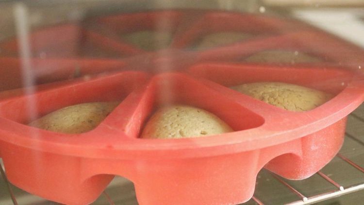 自己在家做枣泥蛋糕，低脂低糖，松软可口，真好吃