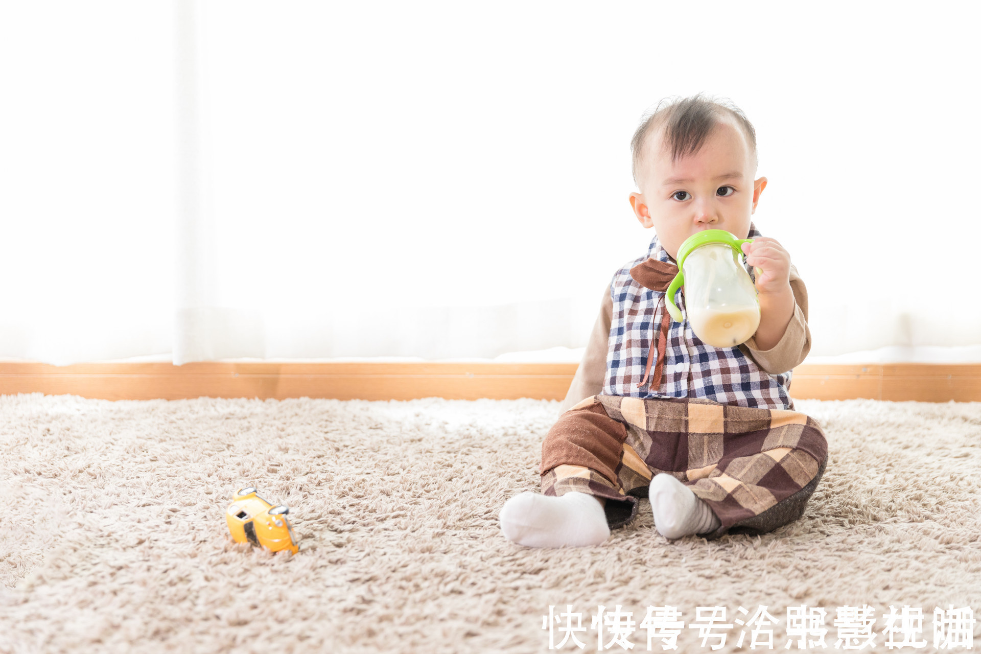 营养均衡|一岁之后多喝奶还是多“吃饭”主次要分清,吃对了娃才更健康