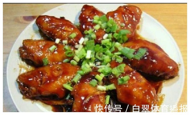 汤汁|追剧不知道吃什么?只要简单几步,在家就能做非常好吃的可乐鸡翅