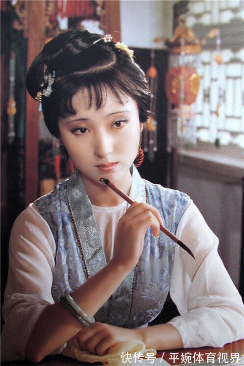 林黛玉#她是红楼梦中最美的姑娘,林黛玉也自愧不如,为何却被一笔带过?