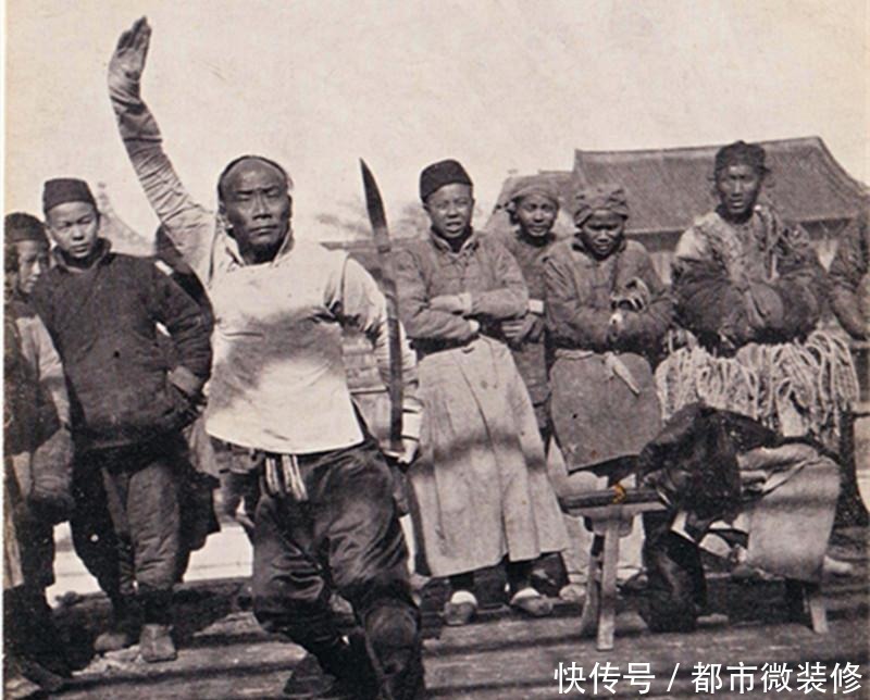 谜底|老年间的乞丐有个绝活,寒冬腊月赤膊上街,揭开谜底令人咋舌