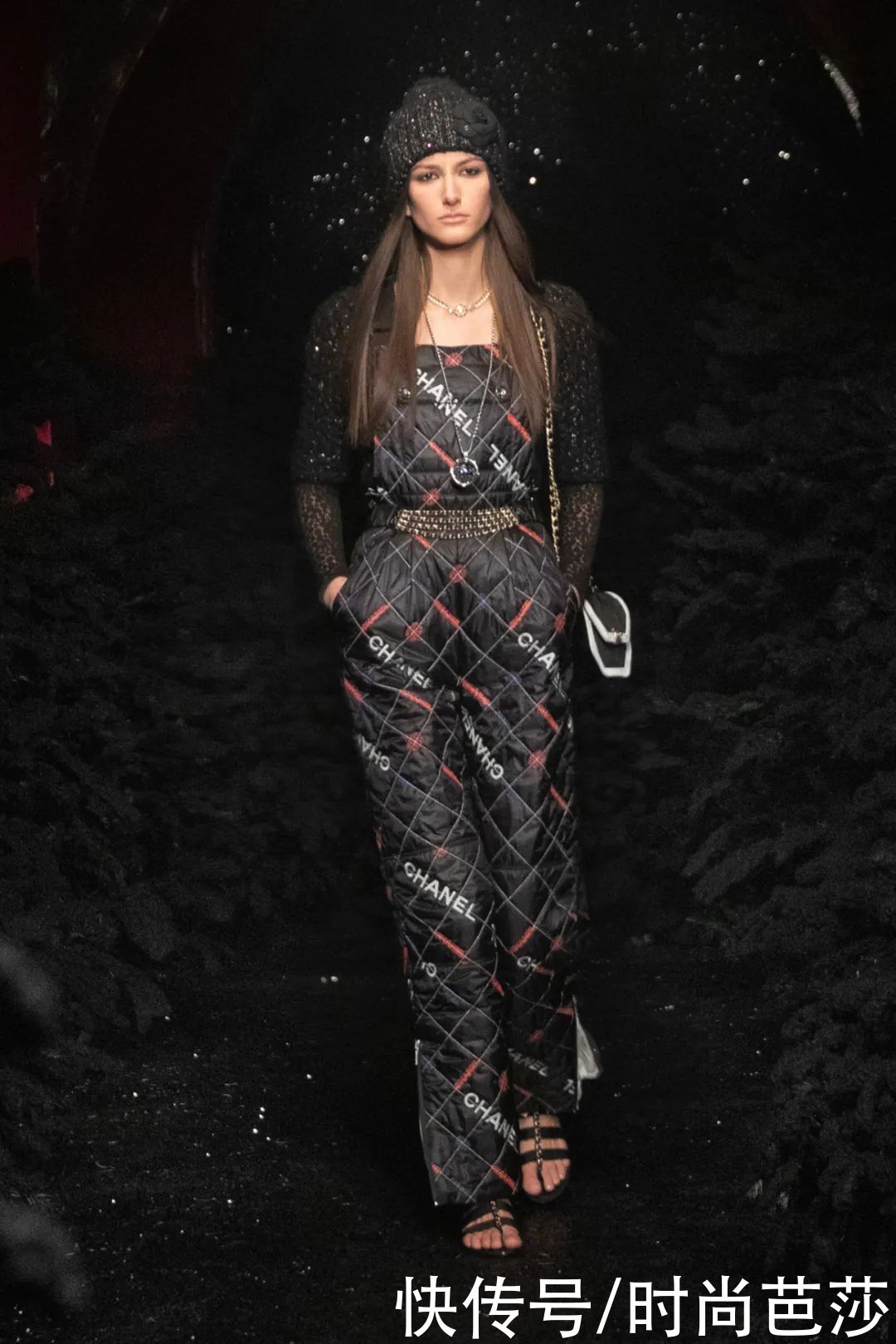 CHANEL的感性世界里，藏有柔情万千