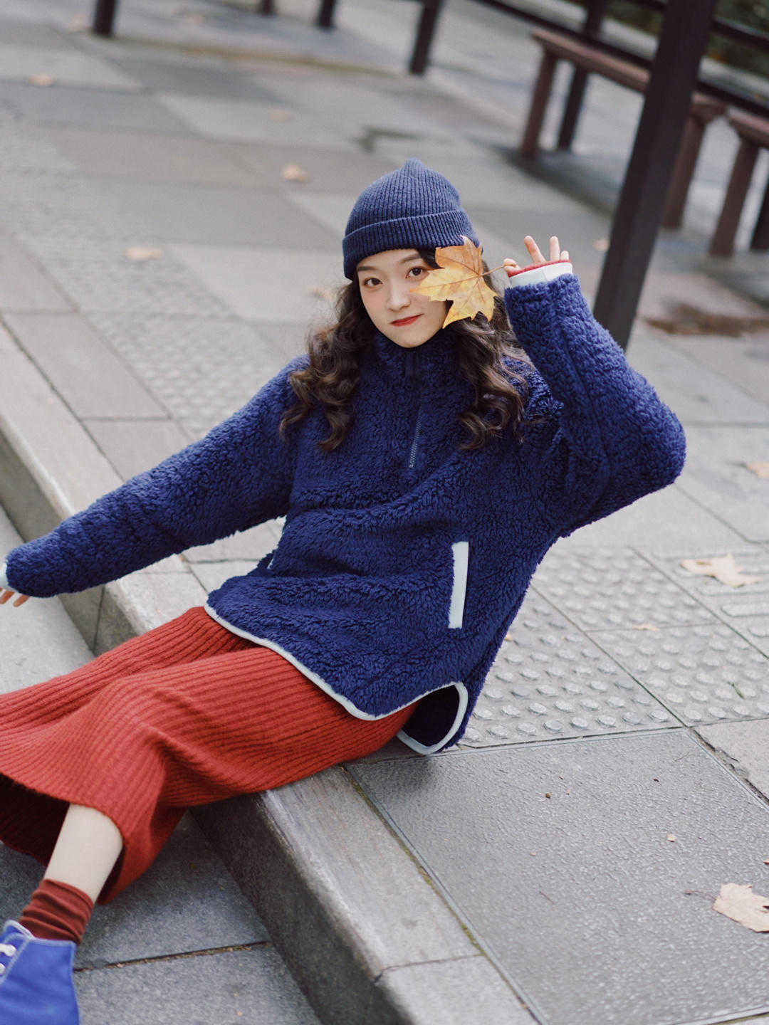 下装|冬天来一件彩虹色羊羔毛外套吧!保暖舒适又减龄,奶fufu的超可爱