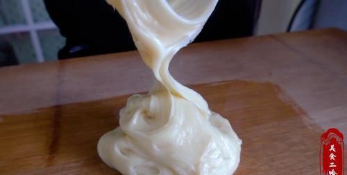 草莓|做糯米糍,别只放糯米粉,多加1样粉料,糯米糍松软不硬口感更香