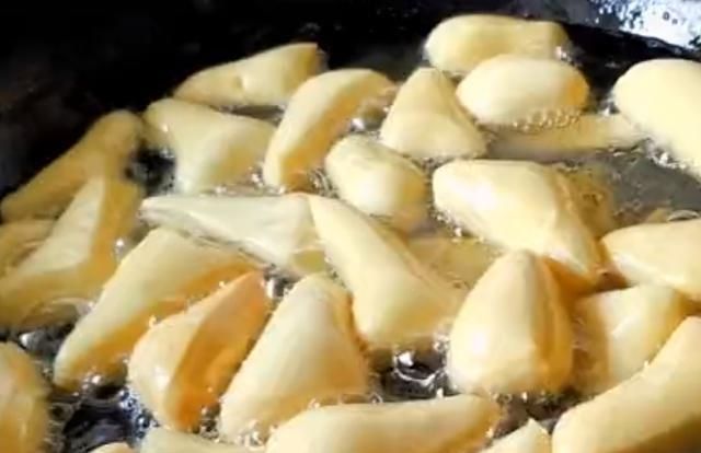 保鲜膜|1碗面粉,2个鸡蛋,不蒸不煮,5分钟做一个大锅,比面包香