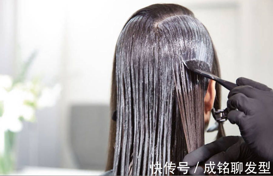 夹板 烫发不好看想洗直,请问软化和拉直哪种更伤发?看这三点就明白